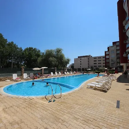 Menada Global Ville Apartment