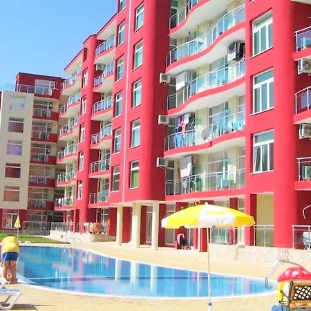 Menada Global Ville Апартамент *